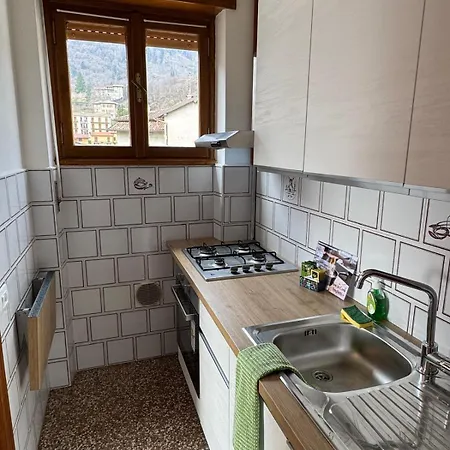 Valley View Apartment *